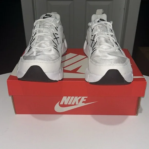 Nike RYZ 365 “White” Women’s Size 11 - Picture 4 of 9